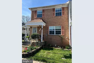 8453 McKenzie Circle, Manassas, VA 20110 - Photo 2