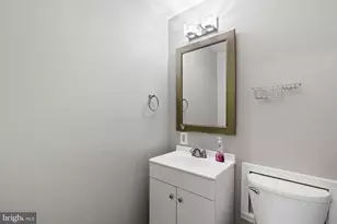 8629 Braxted Ln, Manassas, VA 20110 - Photo 16