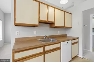 8383 Buttress Ln, Manassas, VA 20110 - Photo 8