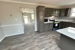 8759 Deblanc Pl, Manassas, VA 20110 - Photo 10