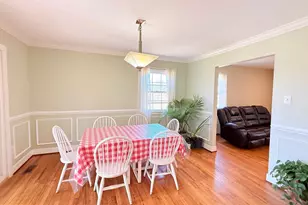 8906 Weir St, Manassas, VA 20110 - Photo 12