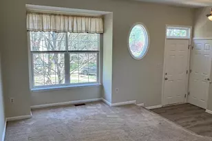 10314 Butternut Cir, Manassas, VA 20110 - Photo 4