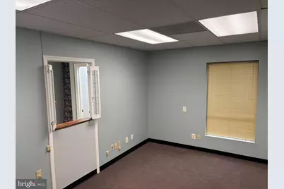 9001 Digges Road #207, Manassas, VA 20110 - Photo 4