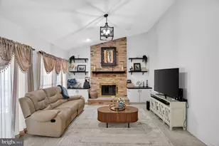 10272 Cedar Ridge Dr, Manassas, VA 20110 - Photo 20