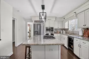 10272 Cedar Ridge Dr, Manassas, VA 20110 - Photo 16