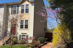 9036 Coriander Cir, Manassas, VA 20110 - Photo 4