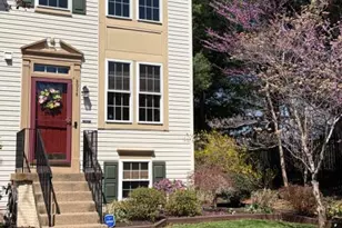 9036 Coriander Cir, Manassas, VA 20110 - Photo 2