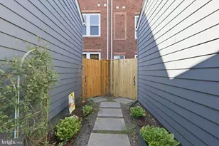 8934 Center St, Manassas, VA 20110 - Photo 30