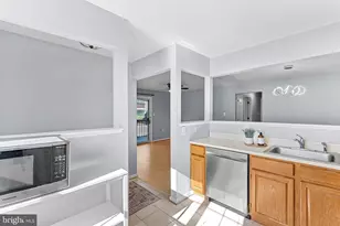 9363 Scarlet Oak Dr, Manassas, VA 20110 - Photo 12