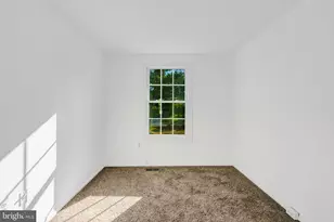 8339 Felsted Ln, Manassas, VA 20110 - Photo 16