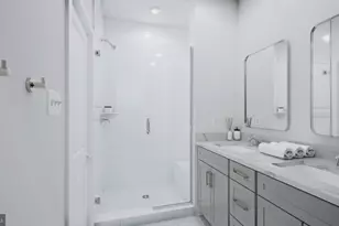 1 Grant Ave, Manassas, VA 20110 - Photo 12