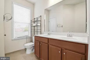 8922 Center St, Manassas, VA 20110 - Photo 32