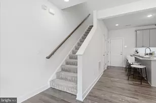 9815 Ames Dr, Manassas, VA 20110 - Photo 8