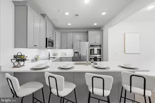 9815 Ames Dr, Manassas, VA 20110 - Photo 2