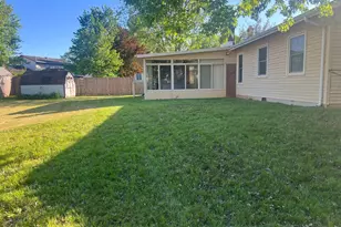 8871 Butternut St, Manassas, VA 20110 - Photo 28