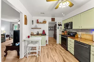 8871 Butternut St, Manassas, VA 20110 - Photo 8