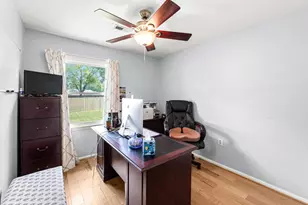 8871 Butternut St, Manassas, VA 20110 - Photo 20