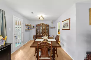 8871 Butternut St, Manassas, VA 20110 - Photo 12