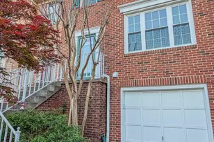 9504 Brigantine Ln, Manassas, VA 20110 - Photo 2