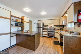 8914 Cherry Tree Ln, Manassas, VA 20110 - Photo 12