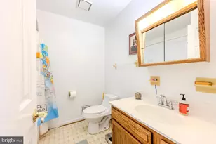 8914 Cherry Tree Ln, Manassas, VA 20110 - Photo 20