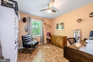8914 Cherry Tree Ln, Manassas, VA 20110 - Photo 18