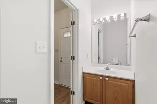 8624 Sanderling Dr, Manassas, VA 20110 - Photo 12