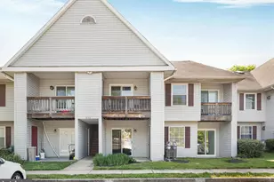 9202 Azure Ct, Manassas, VA 20110 - Photo 2