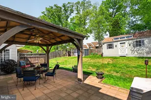 8745 Country Ln, Manassas, VA 20110 - Photo 10