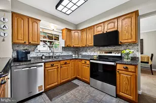 8745 Country Ln, Manassas, VA 20110 - Photo 20