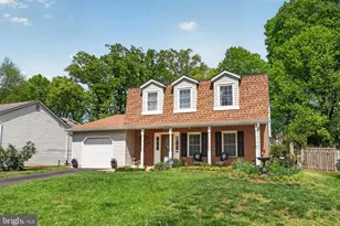 8745 Country Ln, Manassas, VA 20110 - Photo 4