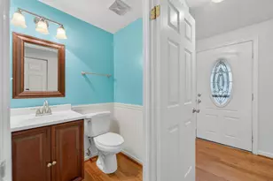 9136 Karlo St, Manassas, VA 20110 - Photo 4