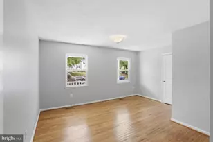 8487 Kirby St, Manassas, VA 20110 - Photo 16