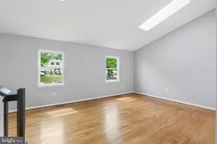 8487 Kirby St, Manassas, VA 20110 - Photo 6