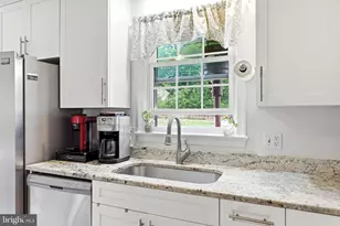 8911 Peabody St, Manassas, VA 20110 - Photo 26