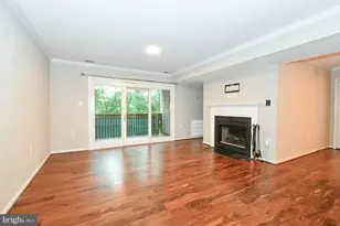 9915 Sugarwood Ln, Manassas, VA 20110 - Photo 12