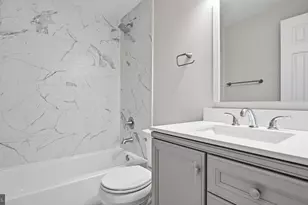 8912 Princeton Park Dr, Manassas, VA 20110 - Photo 34
