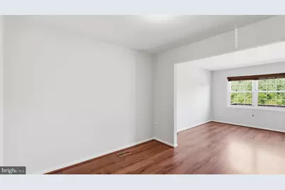 8912 Princeton Park Drive, Manassas, VA 20110 - Photo 12