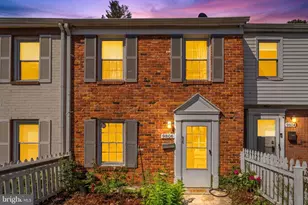 9806 Grant Ave, Manassas, VA 20110 - Photo 2