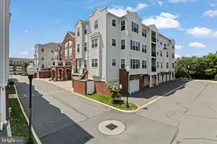 9204 Charleston Dr, Manassas, VA 20110 - Photo 6