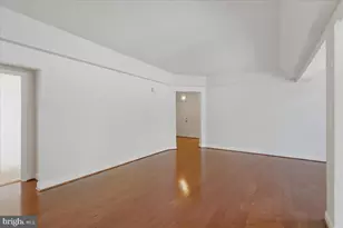 9204 Charleston Dr, Manassas, VA 20110 - Photo 4