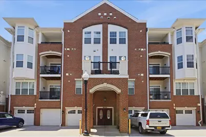 9204 Charleston Drive #207, Manassas, VA 20110 - Photo 2