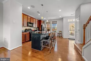 8924 Center St, Manassas, VA 20110 - Photo 10