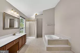 9516 Oakenshaw Dr, Manassas, VA 20110 - Photo 48