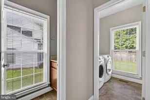 9516 Oakenshaw Dr, Manassas, VA 20110 - Photo 32
