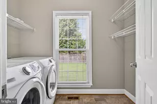 9516 Oakenshaw Dr, Manassas, VA 20110 - Photo 34