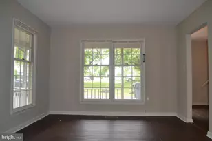 9614 Shannon Ln, Manassas, VA 20110 - Photo 4