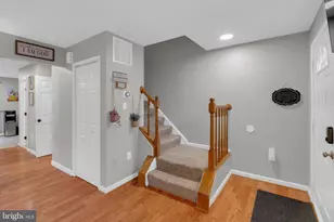 8683 Point of Woods Dr, Manassas, VA 20110 - Photo 10