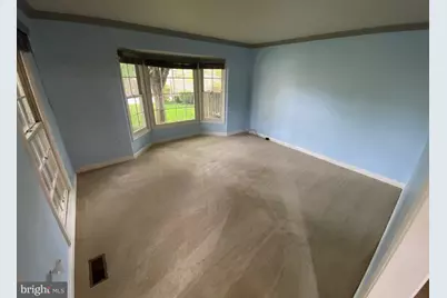 9621 Bainbridge Court, Manassas, VA 20110 - Photo 6