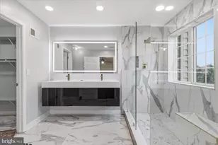 10215 Fountain Cir, Manassas, VA 20110 - Photo 10